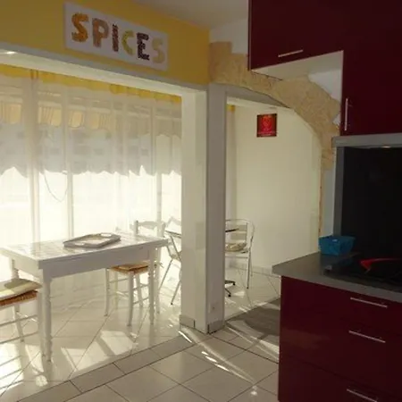 Spacieux 3p Avec Clim, Parking Et Acces Direct - Fr-1-782-16 Apartment
